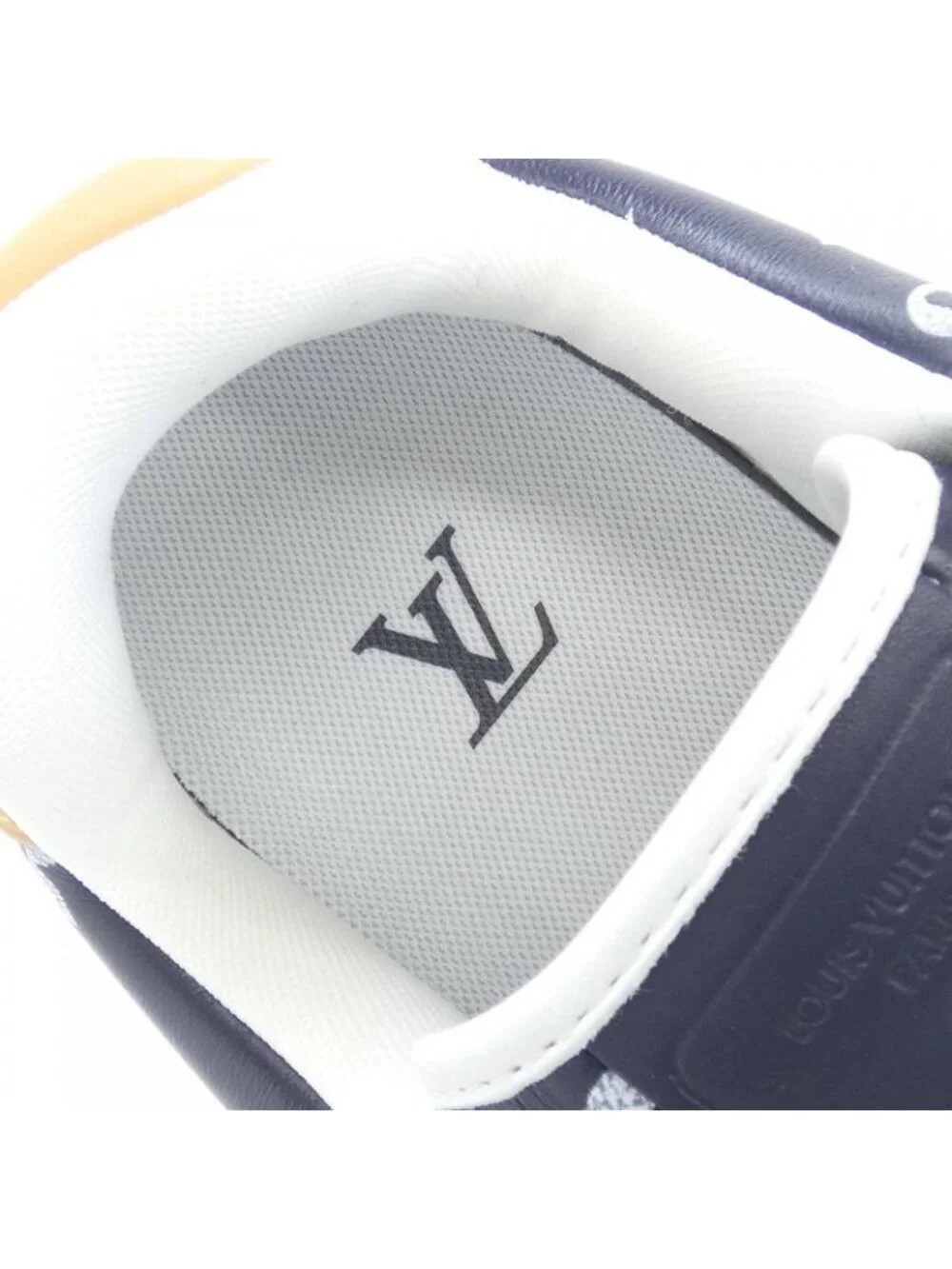 Louis Vuitton LV Bata Soft Sneakers - Picture 6 of 6